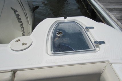 Boston Whaler 31 Conquest