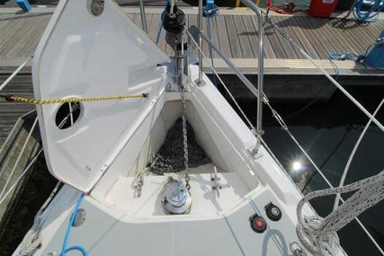 Legend 33 - Bilge keel