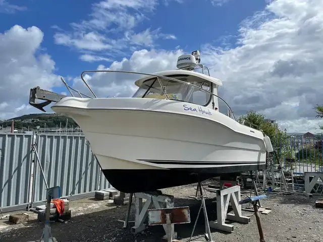 Quicksilver 640 Pilothouse