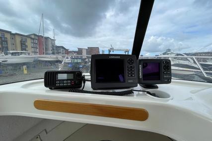 Quicksilver 640 Pilothouse