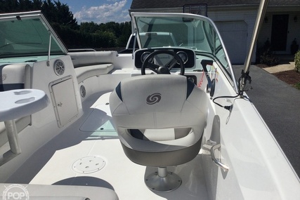 Hurricane SunDeck 187 OB