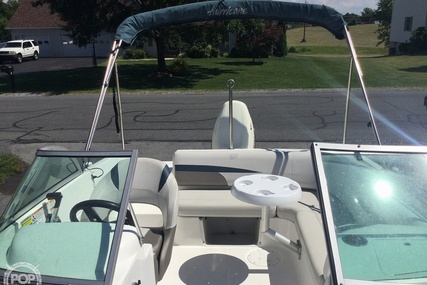 Hurricane SunDeck 187 OB