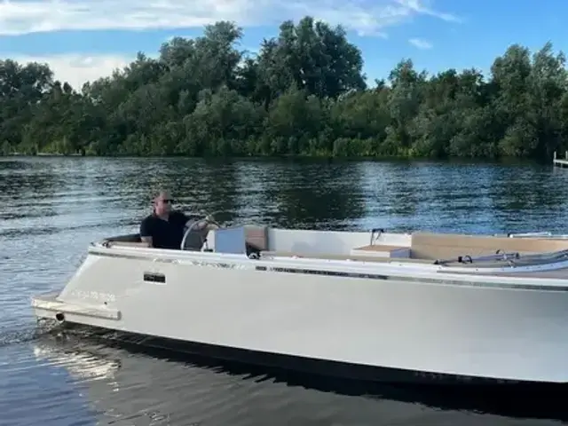 Lifestyle 750 Tender