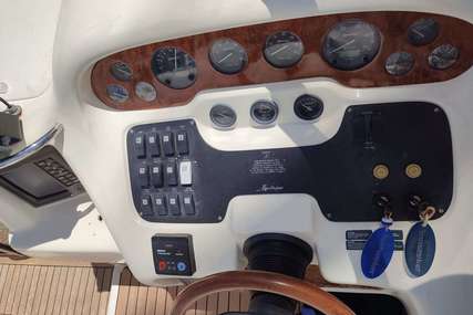 Sunseeker Mustique 42