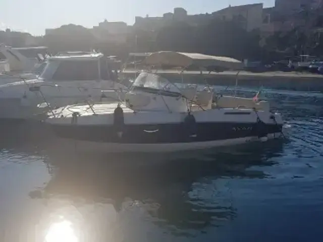 Bayliner AVANTI 7