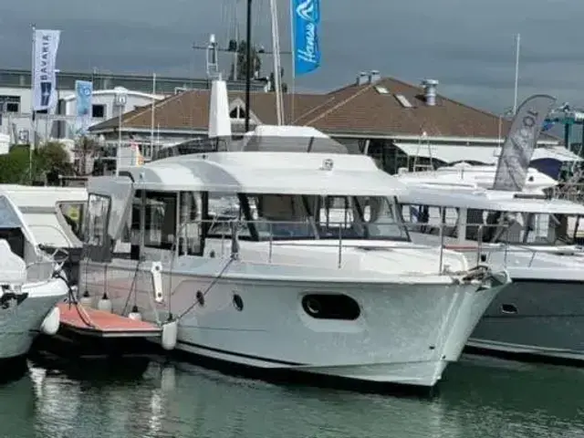 Beneteau Swift Trawler 41 Fly