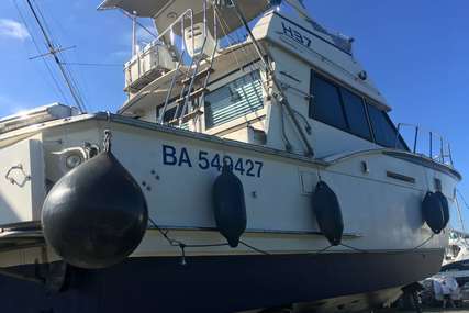 Hatteras 37