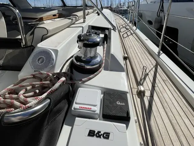 Beneteau Oceanis Yacht 62