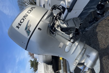 Boston Whaler 18 Dauntless