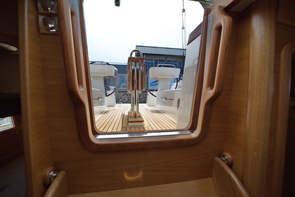 Hallberg Rassy 400