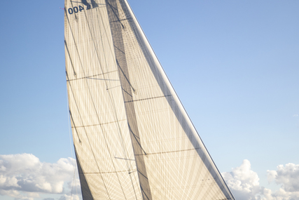 Hallberg Rassy 400