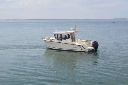 Quicksilver 805 Pilothouse