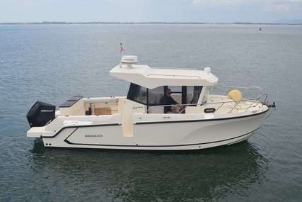 Quicksilver 805 Pilothouse