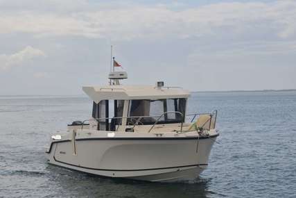 Quicksilver 805 Pilothouse