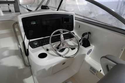 Boston Whaler 305 Conquest