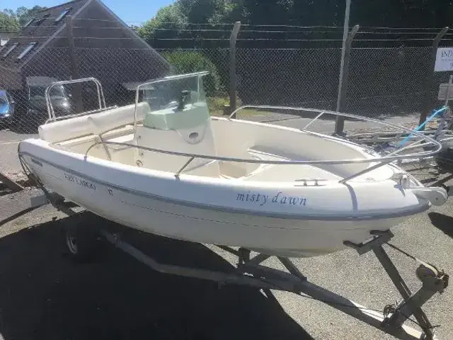 Sessa Marine key Largo 17 (not salcombe flyer ranieri boston whaler)