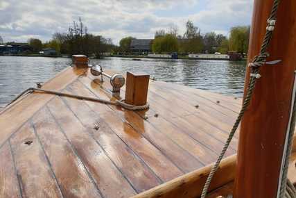 Custom Boats Classic Wooden Clinker