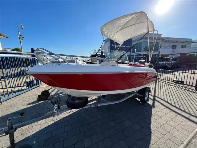 Custom Boats GRP 425 Sprint