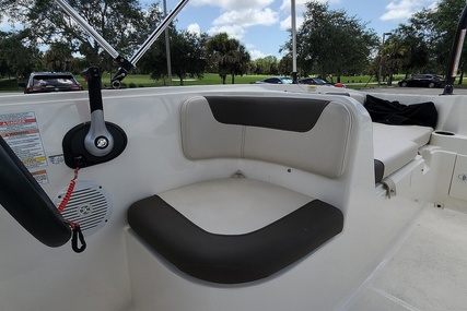 Bayliner E18 Element