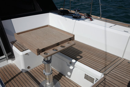 Beneteau Sense 43