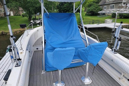 Sea Ray Laguna 23