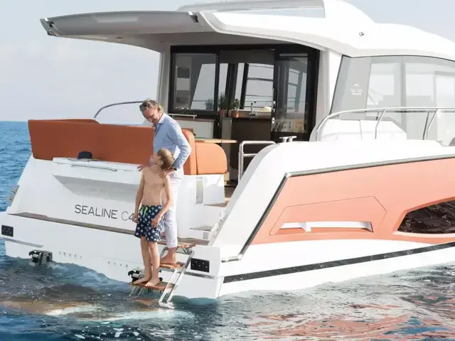 Sealine C430