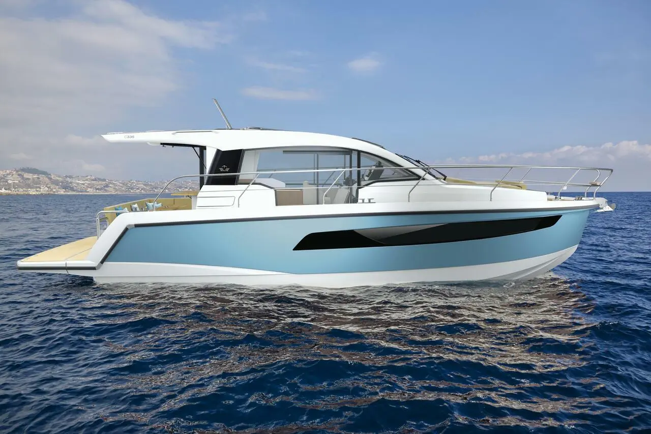 2025 Sealine c 335v