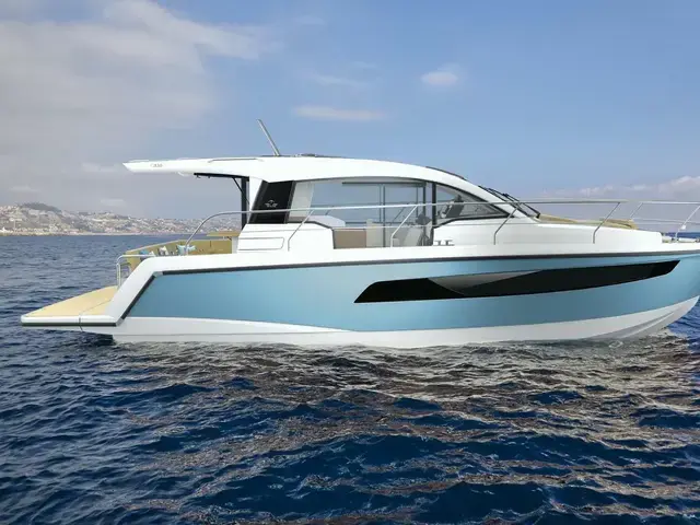 Sealine C335V