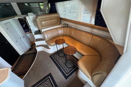 Cruisers 3585 Flybridge