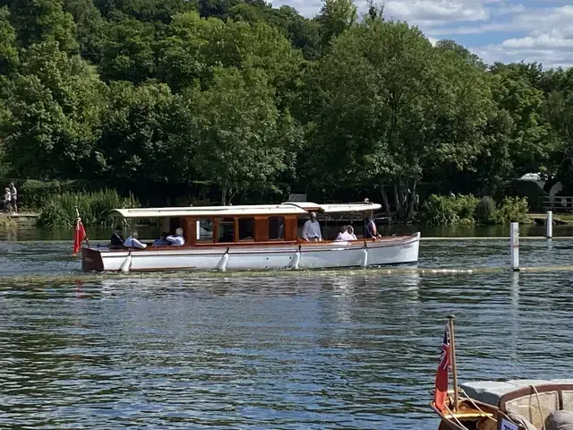 J.W.Brooke Saloon Launch