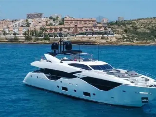 Sunseeker 116 Yacht