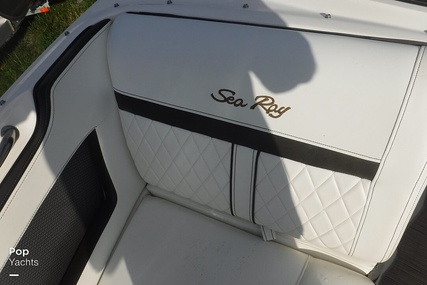 Sea Ray 230 SLX Sport