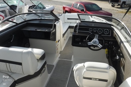 Sea Ray 230 SLX Sport