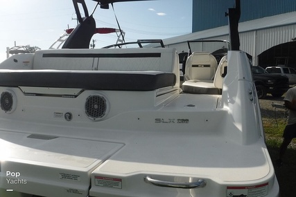 Sea Ray 230 SLX Sport