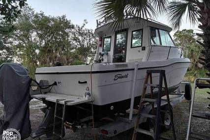 Seaswirl Striper 2600 Sport Cabin