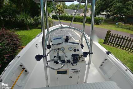 Sea Chaser 225 LX Bay Runner