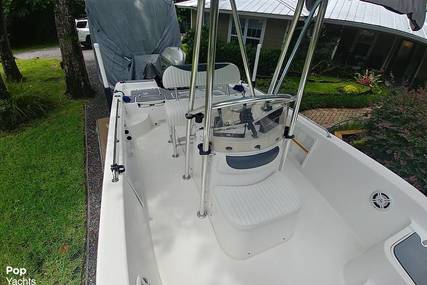 Sea Chaser 225 LX Bay Runner