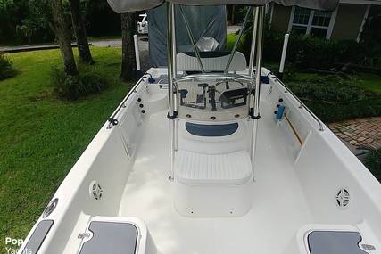 Sea Chaser 225 LX Bay Runner