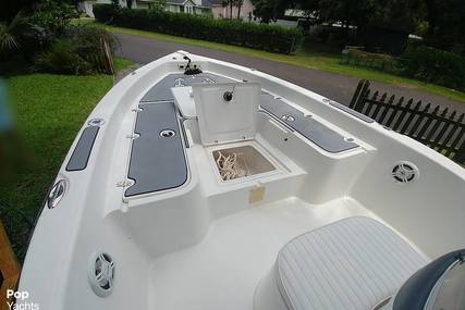 Sea Chaser 225 LX Bay Runner