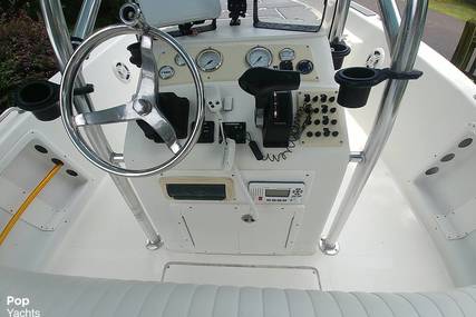 Sea Chaser 225 LX Bay Runner