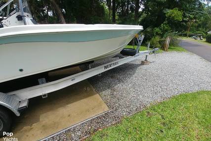 Sea Chaser 225 LX Bay Runner