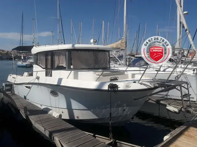 Quicksilver Captur 905 Pilothouse