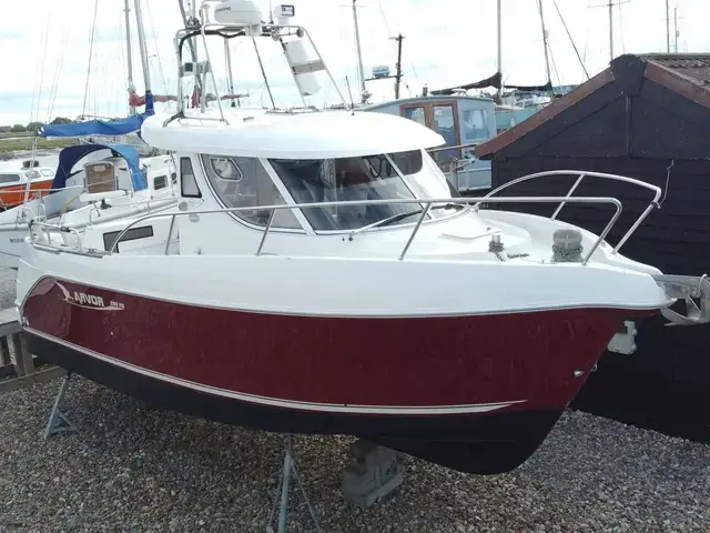 Arvor 250