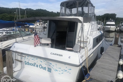 Carver 330 Mariner