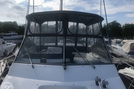 Carver 330 Mariner