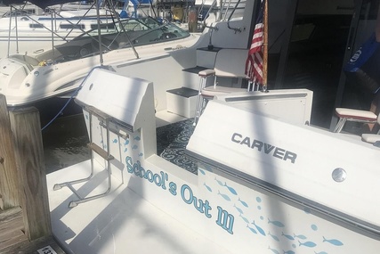 Carver 330 Mariner