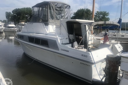 Carver 330 Mariner