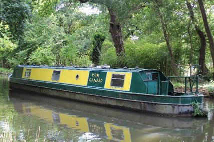 Narrowboat 50' Hallmark Cruiser Stern