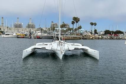 Trimaran Avalon 30