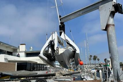 Trimaran Avalon 30